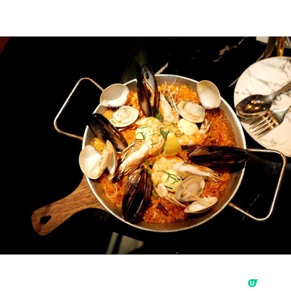 Tapas 是西班牙文化的象徵🇪🇸，也是西班牙菜的縮影，每個...