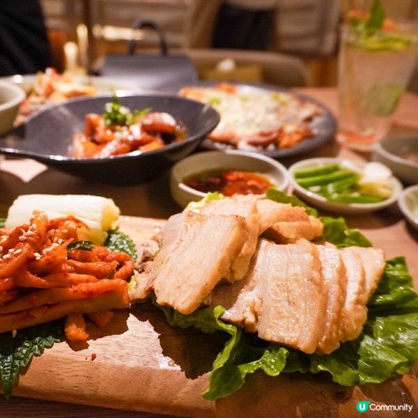 係銅鑼灣時代廣場戲院個層新開左間韓式居酒屋，menu包括韓牛...