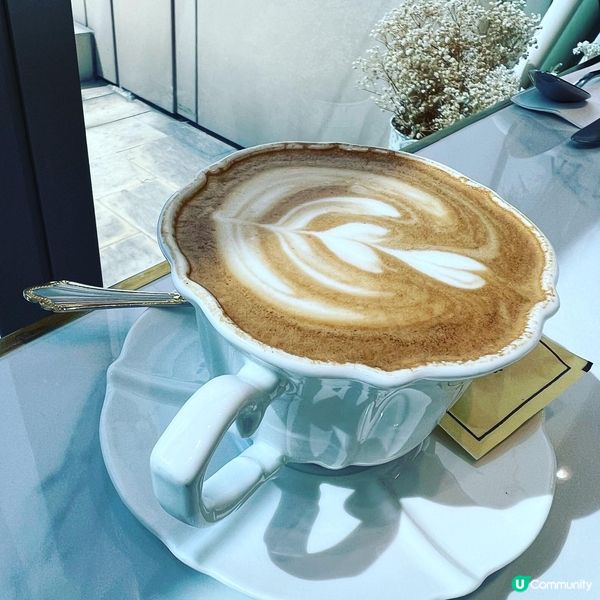 【Chill爆之選😋】望着風景嘆午餐 強推香煎鱸魚🐠!