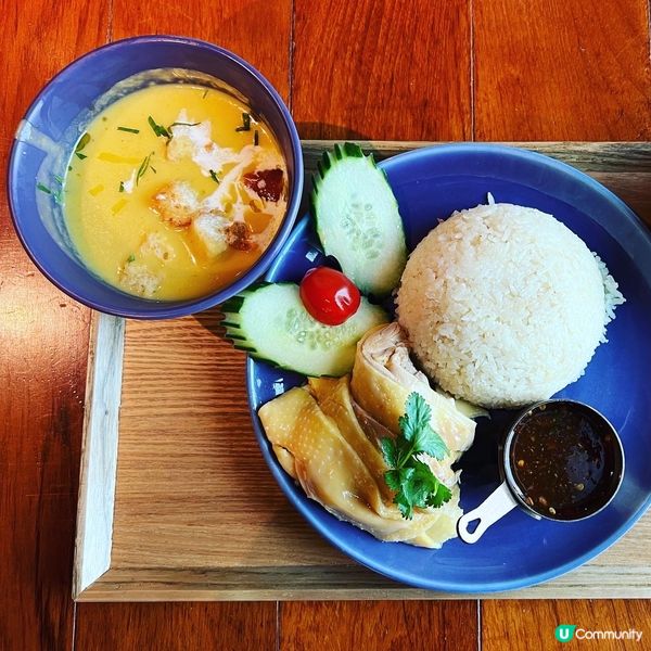 Chill爆之選😌！望着海景嘆泰菜😋！