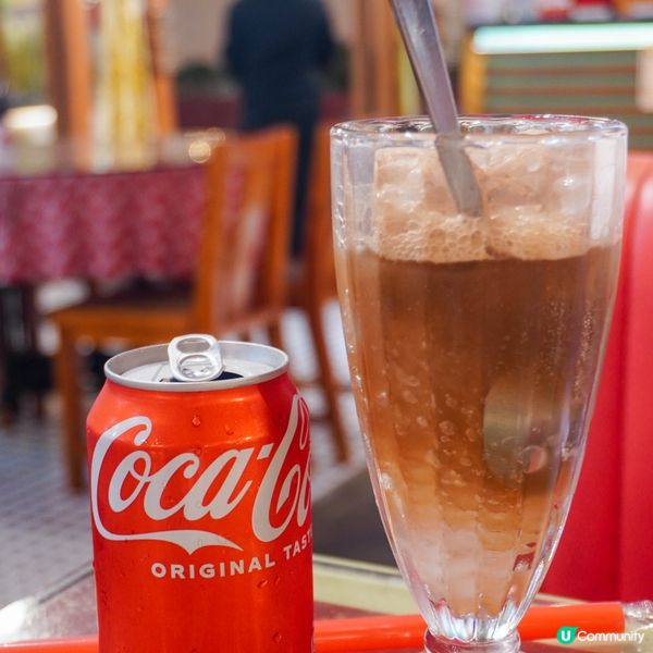 【復刻出一個70、80年代的舊香港】