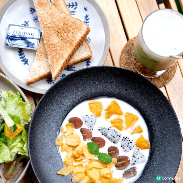 夏日美食！初夏消暑解渴熱門菜式推介～輕盈雜莓乳酪碗 / 麝香葡萄冰 / 煙三文魚冷盤 / 水果梳乎厘！