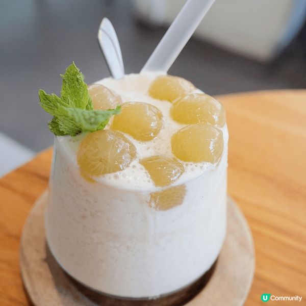 夏日美食！初夏消暑解渴熱門菜式推介～輕盈雜莓乳酪碗 / 麝香葡萄冰 / 煙三文魚冷盤 / 水果梳乎厘！