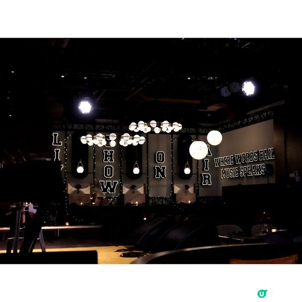 情侶約會的live band音樂主題餐廳