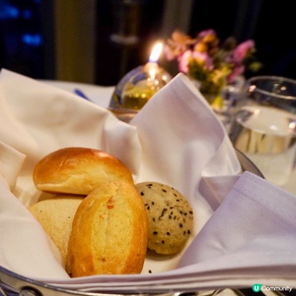 尖沙咀The ONE 19樓的𝐇𝐚𝐫𝐥𝐚𝐧’𝐬 