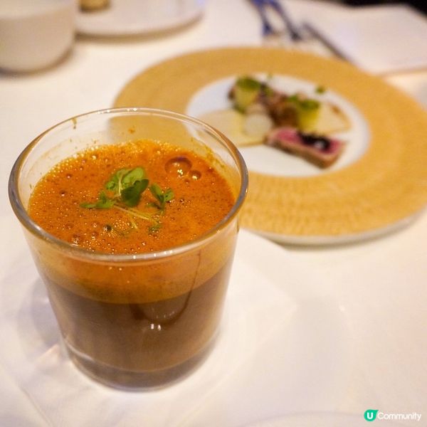 尖沙咀The ONE 19樓的𝐇𝐚𝐫𝐥𝐚𝐧’𝐬 