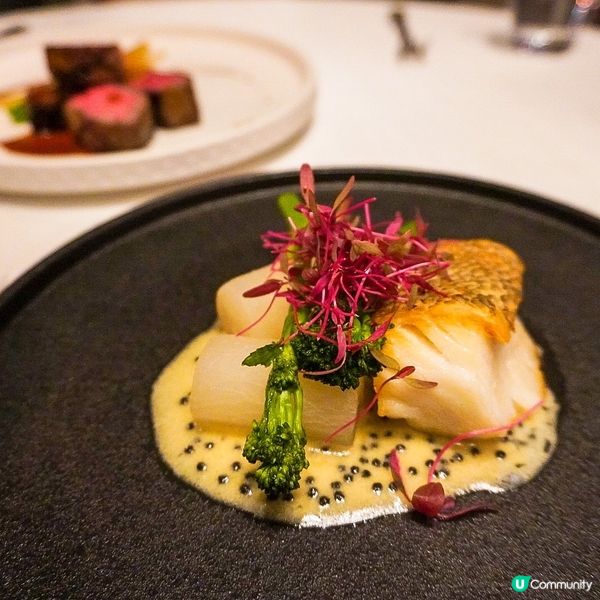 尖沙咀The ONE 19樓的𝐇𝐚𝐫𝐥𝐚𝐧’𝐬 