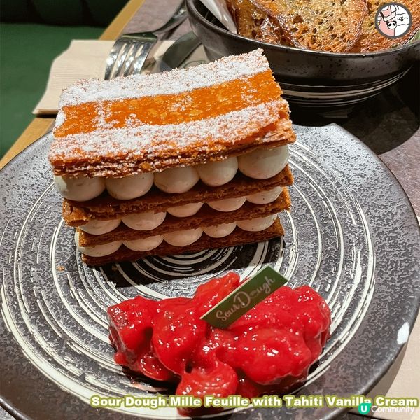 作為麵包控嘅小編😆，最鍾意就係試吓唔同嘅麵包店🤤