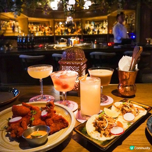 打開神秘大門後的地下酒吧 Hugger Mugger 🍸🍹