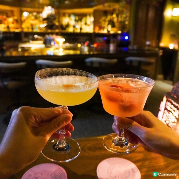 打開神秘大門後的地下酒吧 Hugger Mugger 🍸🍹