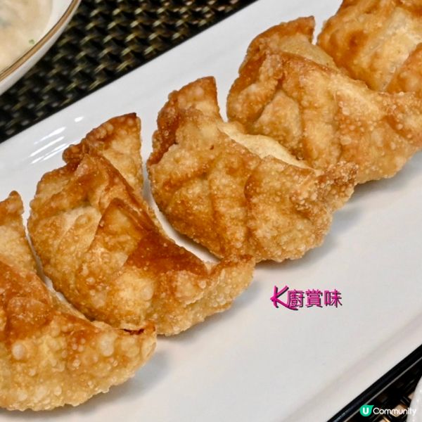 ✨餡料飽滿家常豆腐餃子 ✨自調餃子醬汁更添美味✨