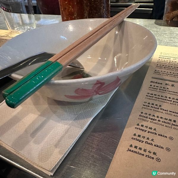 米芝蓮人氣泰國菜！泰式船麵天花板