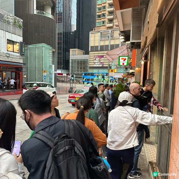 米芝蓮人氣泰國菜！泰式船麵天花板