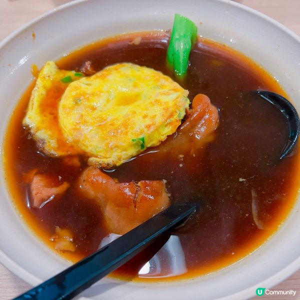 瑞士汁味道香甜，雞翼醃得入味，滑溜多汁，真正皮滑肉嫩