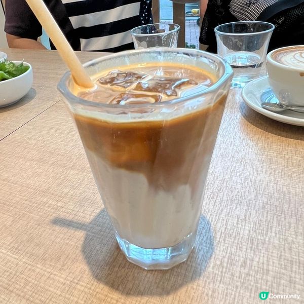 本地人氣咖啡店．招牌名物牛油果多士🥑