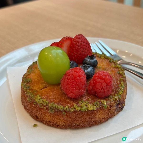 本地人氣咖啡店．招牌名物牛油果多士🥑