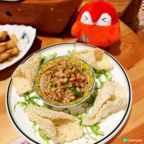 水晶鍋巴雞粒卷必食😍