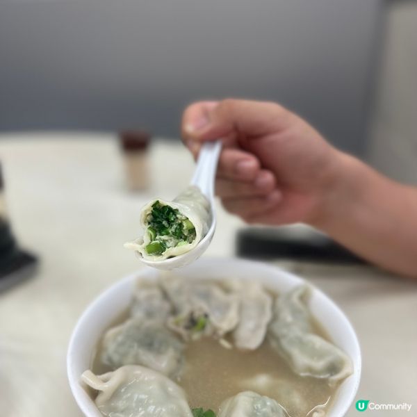 人氣餃子店！新鮮即制 超足料 大大隻餃子