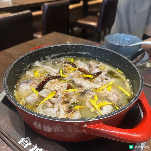 川菜風味！冷鍋酸菜魚 魚肉極之嫩滑