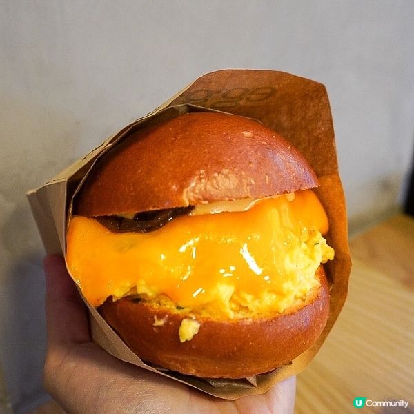 源自美國洛杉磯的Eggslut由快餐車起家的蛋三文治專門店🍔...