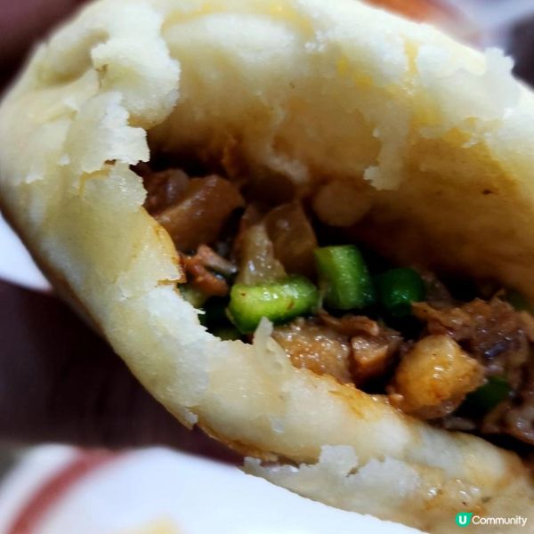 寶字號刀削麵-肉夾饃