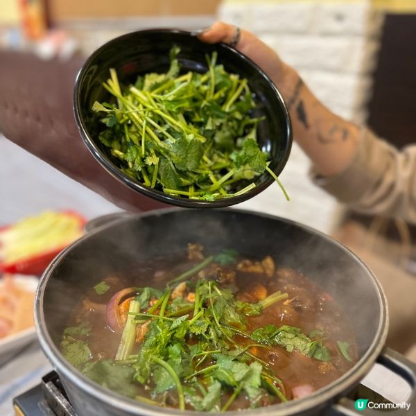 特色多汁雞煲！巷仔低調雞煲小店