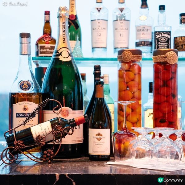 難忘嘅360度全景，配上聖誕主題雞尾酒🍸