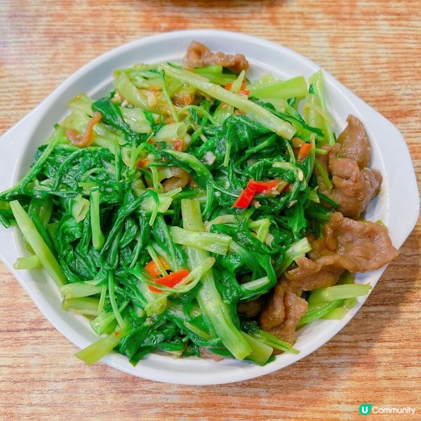 豉汁白鱔煲仔飯，啲飯吸盡豉汁同白鱔嘅香味👅