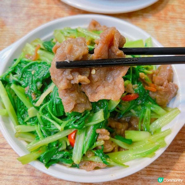 豉汁白鱔煲仔飯，啲飯吸盡豉汁同白鱔嘅香味👅