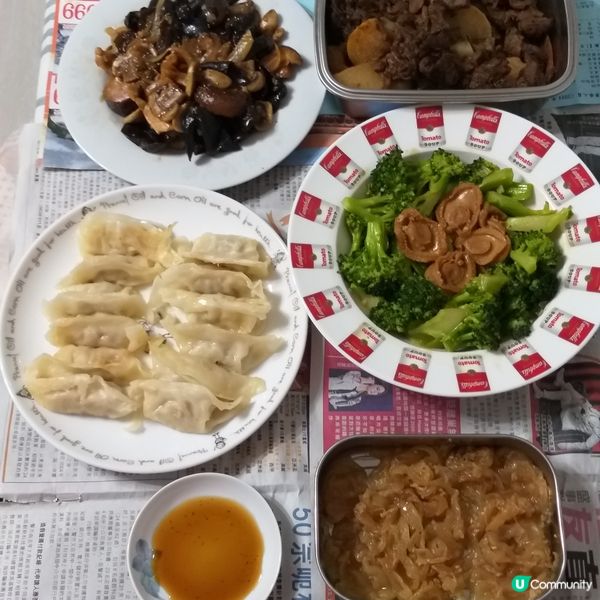 昨晚在家吃生日飯，有我喜愛的西蘭花鮑魚、炒雜菇，加料的海折，...
