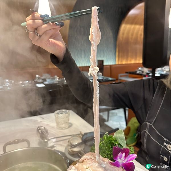 席前即炒鍋底！火焰沙白蟹鍋