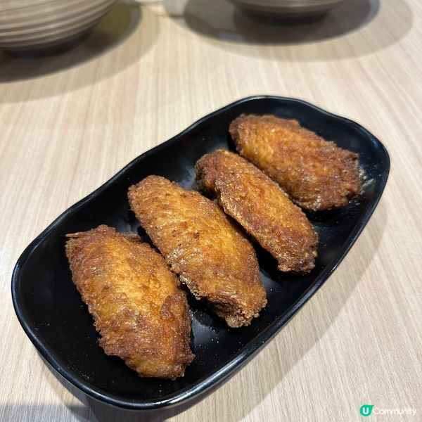 工廈美食！人氣花膠雞米線