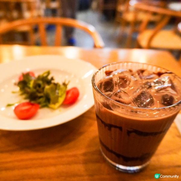 最近去咗呢間旺角樓上貓Cafe😺環境、貓咪、食物質素都滿意，...