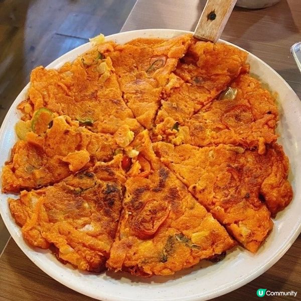 山田海裡吃料理
