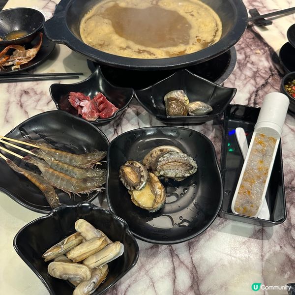 生猛活海鮮！食足150分鐘．任食海鮮火鍋