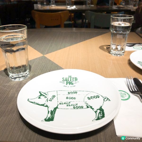 新年食豬手😋😋