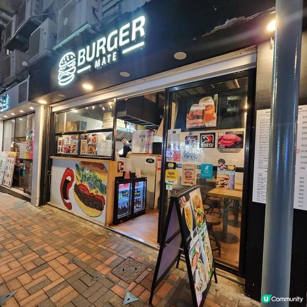 BurgerMate 手打漢堡自家製麵包份量十足