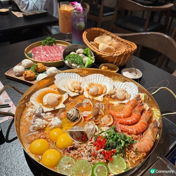 一鍋兩食！超大盆冬蔭海鮮麵鍋．點料變火鍋