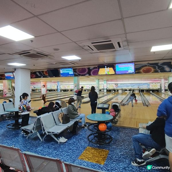 保齡 保齡 🎳 男女喜愛玩球