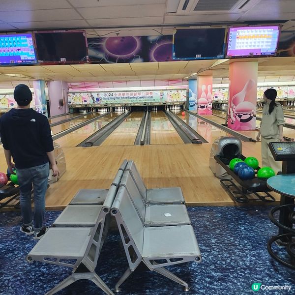 保齡 保齡 🎳 男女喜愛玩球