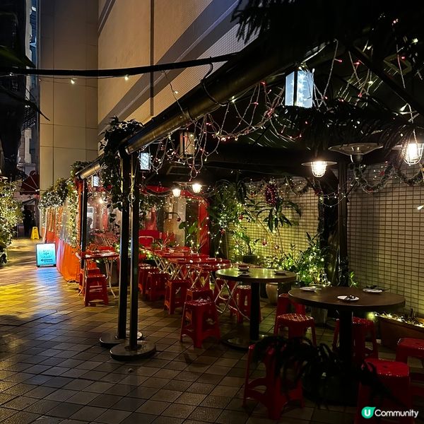 原來香港也有韓劇中的布帳馬車大排檔