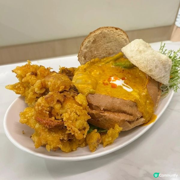 象屋 
屯門愛定商場地下A區124-125