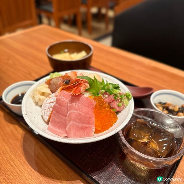 全新期間限定．吉列三文魚定食