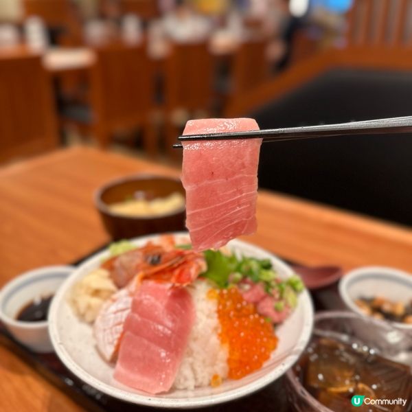 全新期間限定．吉列三文魚定食