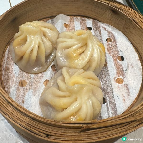 蟹黃湯包｜古法炆肉紅湯麵｜松鶴樓面館（卓悅中心店）