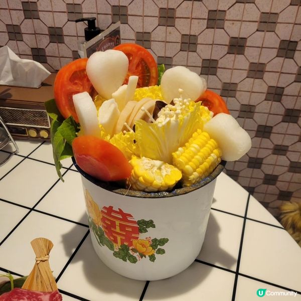 尖沙咀惹味雞煲 裝修港風好氣氛