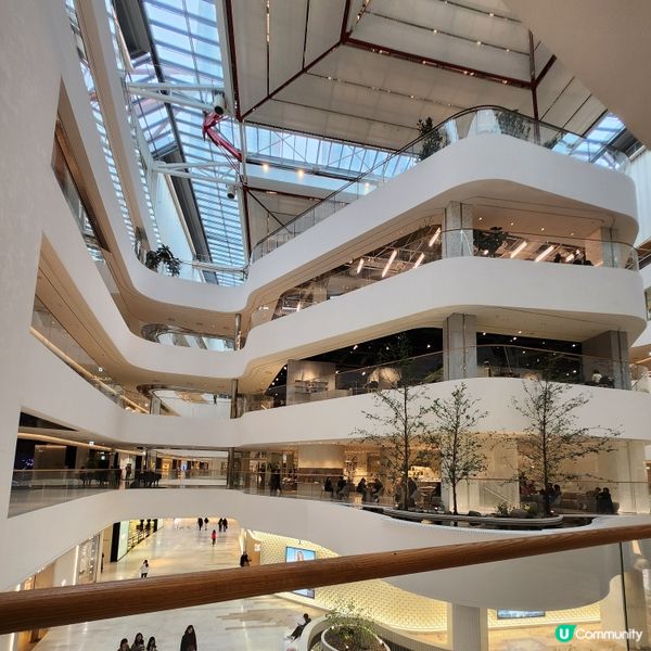 首爾最大規模綜合百貨~THE HYUNDAI SEOUL ✨