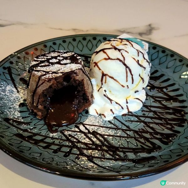 抵食好坐旺角樓上Cafe😆 有boardgame 玩