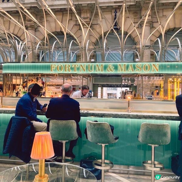 去英國飲返杯英國茶先