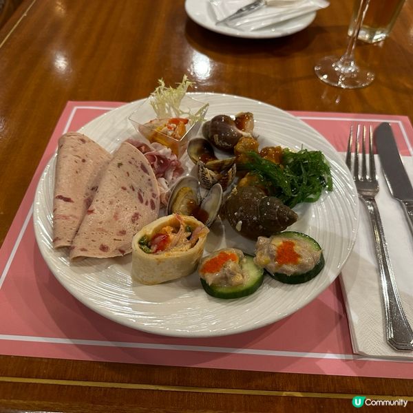 不到300元就可以在尖沙咀的酒店吃自助晚餐 性價比十足